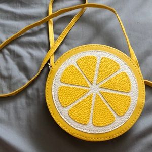 Lemon slice purse